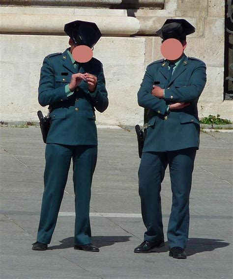 Spanish Guardia Civil Get New Unforms