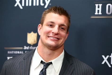 Patriots Rob Gronkowski Gets Spanked By His Mother For His Birthday
