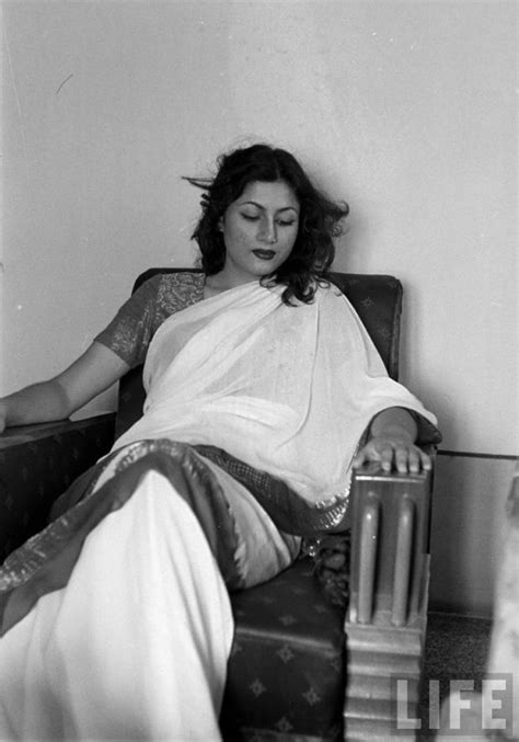 34 pictures of madhubala that prove that she was an ageless beauty