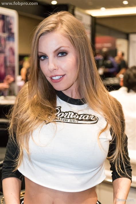 Britney Amber Avn Adult Entertainment Expo Day Fob Productions