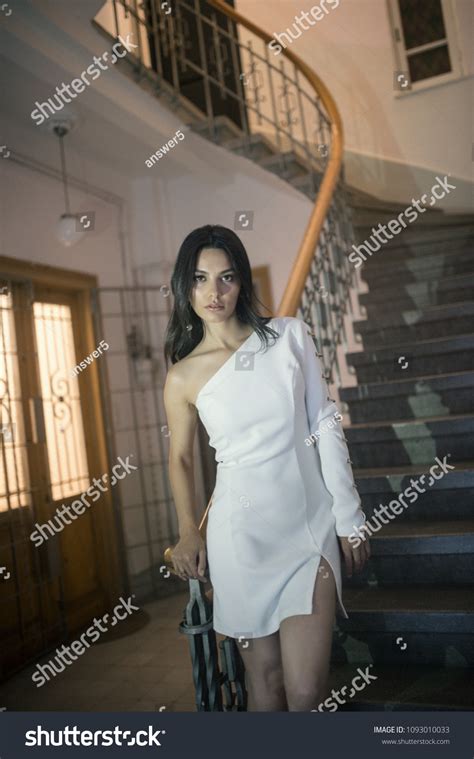 Hazal Filiz Kucukkose Turkish Tv Actress Stock Photo 1093010033