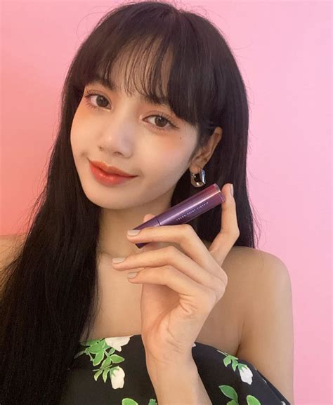Dedicated to the blackpink member lalisa manoban (lisa). BLACKPINK's Lisa Sells Out A Product She Wasn't Even Promoting - Koreaboo