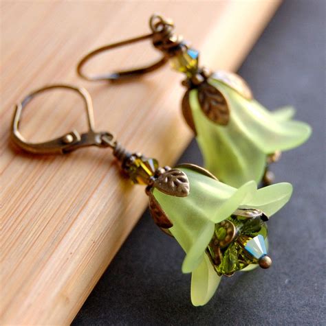 Green Lucite Flower Earrings Vintage Style Lime By GreenRibbonGems 19