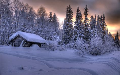 Fonds Décran Laponie Finlande Neige épaisse Arbres Maison