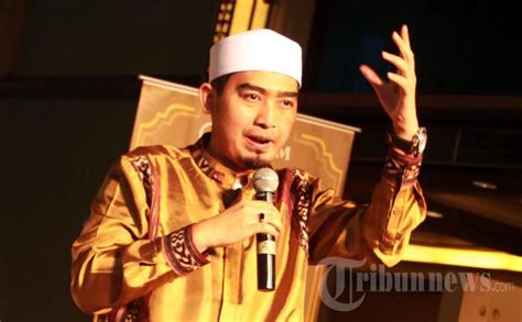 Untuk pekerjaan yang sifatnya sementara, mempekerjakan karyawan dengan status tidak. Ustaz Solmed Tidak Menentukan Tarif, Tapi Bisyaroh - Tribunnews.com
