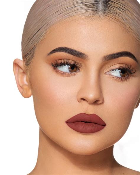 Kylie Jenner Lipstick Kylie Jenner Makeup Look Kylie Jenner Eyebrows