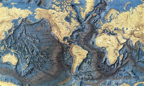 ¿cómo Es La Topografía Del Fondo Del Océano