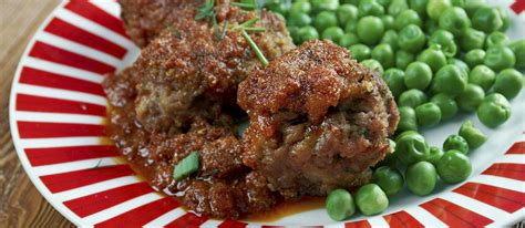 Stir 2 to 3 times to chill then garnish with peel of orange and cherry. Faggots | Traditional Offal Dish From West Midlands, England