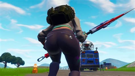 All it needs is that. T H I C C Fortnite (OMGAWD END IS MOINDBLAWING) (lul ...