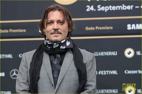 В венах актера течет кровь индейцев чероки, ирландцев и немцев. Johnny Depp Attends Film Festival in Zurich Amid Latest ...