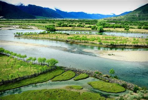 Niyang River Nyingchi Attractions Transportation Tibet Tours