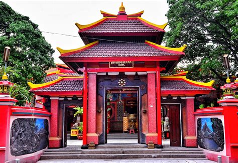 Vihara Dharmayana Kuta Temple In Bali Indonesia Out Of Town Blog
