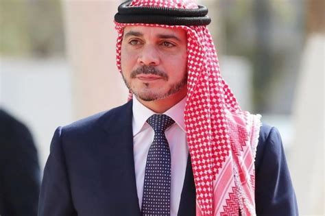 محاكمة رئيس الديوان الأردني السابق باسم عوض الله والشريف حسن بن زيد الأسبوع المقبل; حمد المزروعي يسيء إلى الأمير الأردني علي بن الحسين ومغردون ...