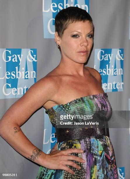 pink alecia beth moore photos and premium high res pictures getty images