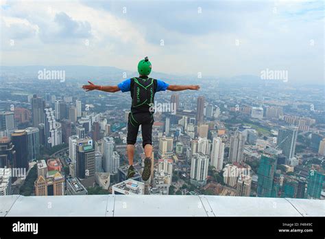 Kuala Lumpur Tower Jump Hi Res Stock Photography And Images Alamy