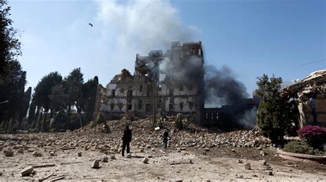 Yemen Chaos Deepens As Coalition Airstrikes Intensify On Sanaa
