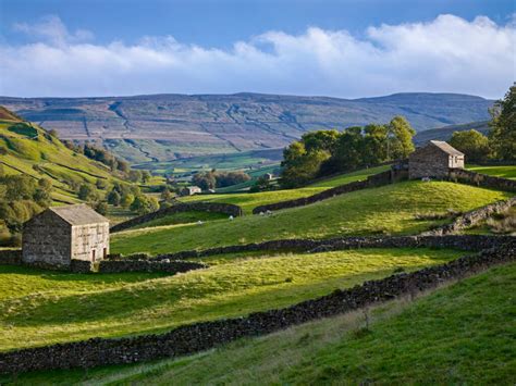 Delightful Dales 5 Reasons To Walk The Herriot Way Absolute Escapes