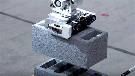 This Bricklaying Robot Will Blow Your Mind Youtube