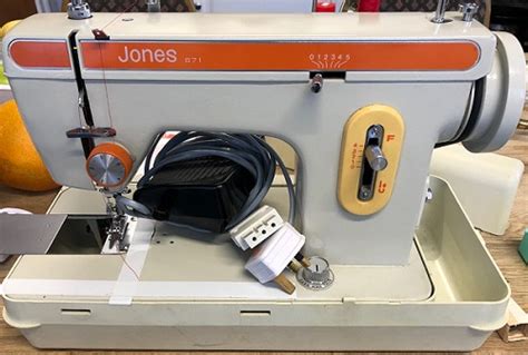 Jones 671 Sewing Machine
