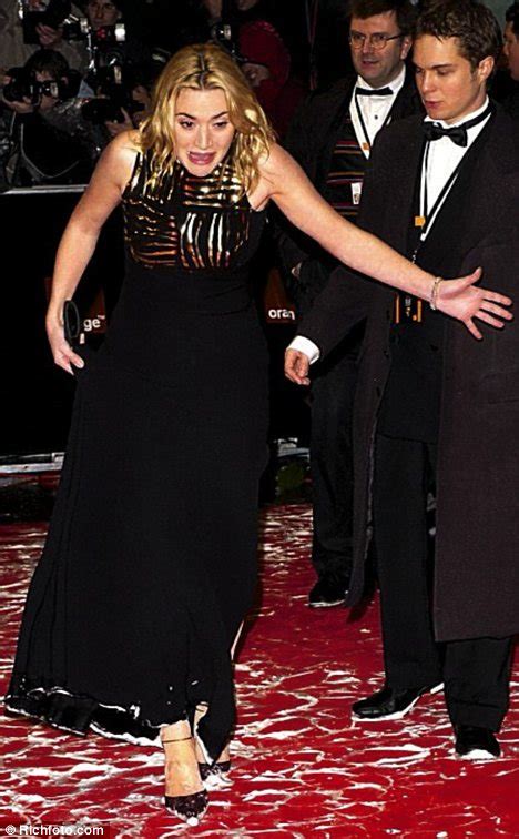 Baftas 2011 Tantrums Tears And Wardrobe Malfunctions Behind The Scenes Daily Mail Online