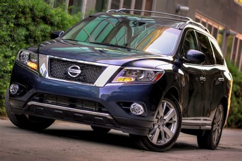 2015 Nissan Pathfinder Pictures 222 Photos Edmunds