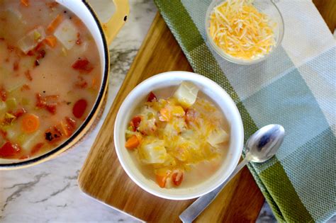 Quick And Easy Caldo De Queso Mexican Potato And Cheese Soup