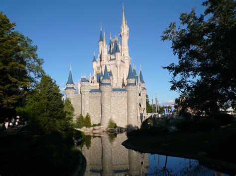 Side View Of Cinderella Castle Magic Kingdom Walt Disney W Flickr