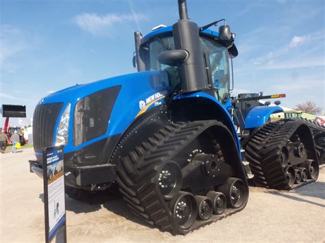 New Holland T9645 On Tracks New Holland Tractor New Holland