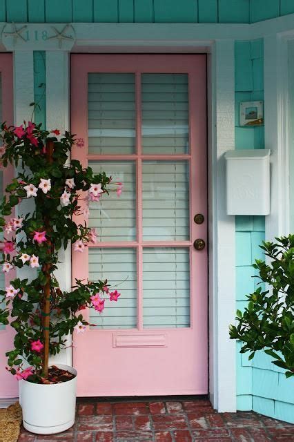 20 Beautiful Front Door Flower Pots For Cheerful House Beautiful
