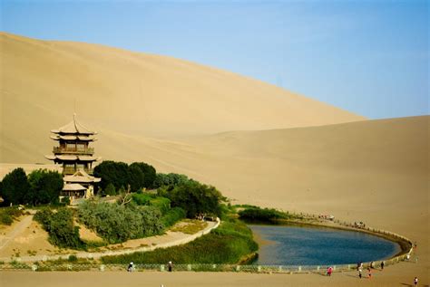 Crescent Lake Natural Wonder In The Gobi Desert China Moco Choco