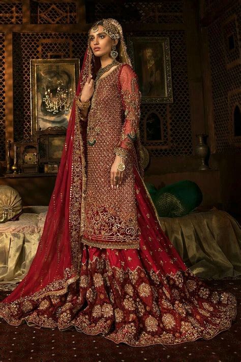 Pin By Anmol Naz On Bridals Red Bridal Lehenga Pakistani Pakistani Bridal Dresses