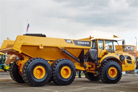 Volvo A40f Articulated Truck Editorial Photo Image Of Dumping