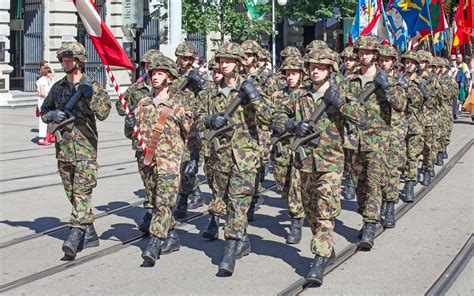 Former Swiss Army Boss Supports Compulsory Military Or Civil Service