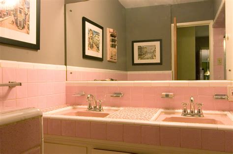 Pink Bathroom Retro Renovation Pink Bathroom Bathroom Retro Retro