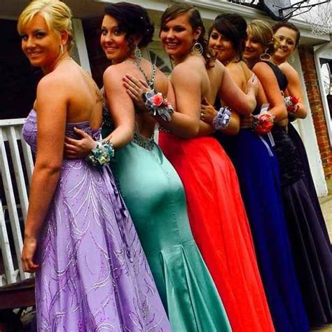 29 Struggles That Only People With Big Butts Will Understand Homecoming