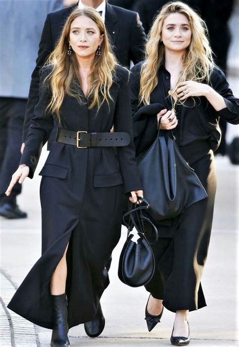 20 Of The Best Mary Kate And Ashley Olsen Fashion Looks Outfit Inspo