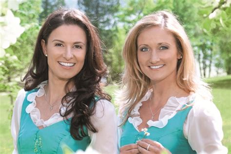 Sigrid und marina sterne der heiligen nacht und ave maria,wenn ich ein glöcklein wär 2007. Das Sigrid & Marina-Herbstfest 2012 im Salzkammergut ...