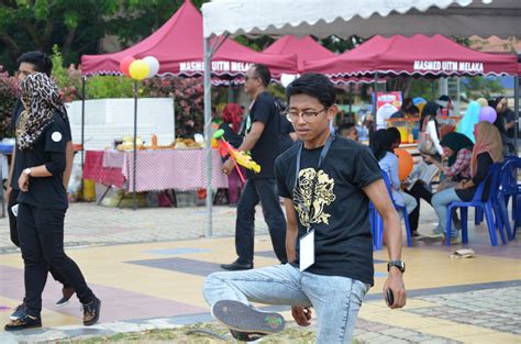 This is a very old traditional leisure sport played after the paddy harvesting season. MERGE EXHIBITION 2014