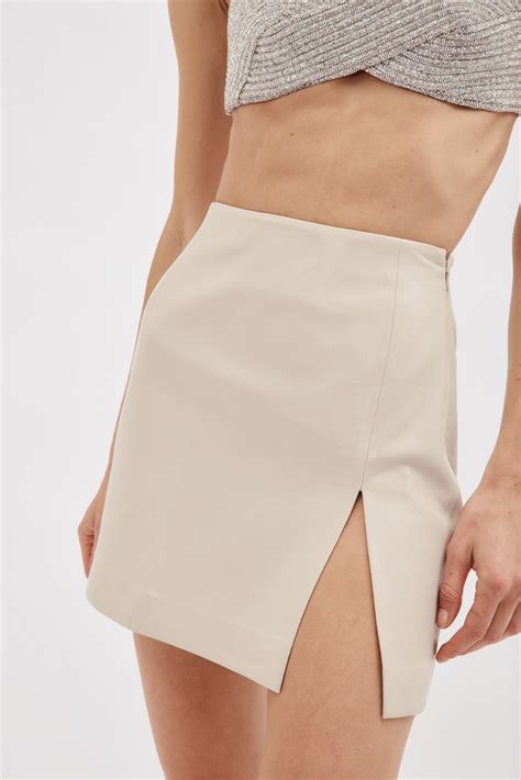 the andamane gioia vegan leather sand mini skirt désordre boutique