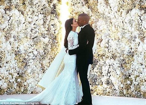 Kim Kardashians Hollywood Game Adds Wedding Feature With Wall Of