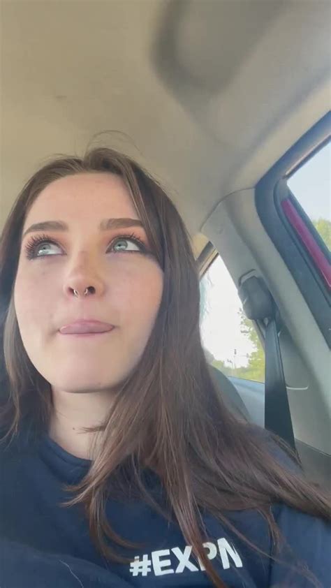 Flashing My Tits On The Highway Camsoda Bb