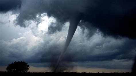 The Dangers Of Nighttime Tornadoes