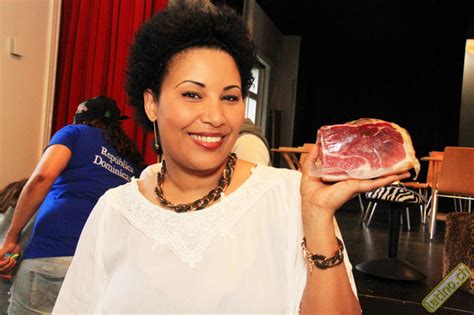 This post is also available in: latino.ch - Pasadía y juegos tradicionales dominicanos ...