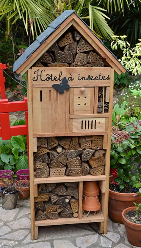 Hôtels à Insectes La Cabane Au Piaf Mangeoires Et Nichoirs Pour Oiseaux