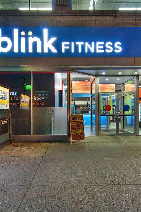 Blink Astoria Gym At 32 27 Steinway Street Astoria Ny Blink Fitness