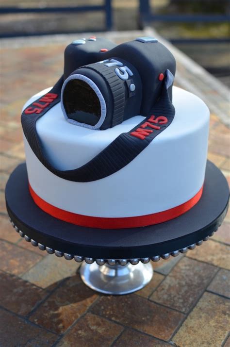 21 Awesome Photo Of Camera Birthday Cake