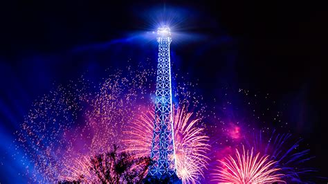 Eiffel Tower Wallpaper 4k Fireworks Bastille Day Night
