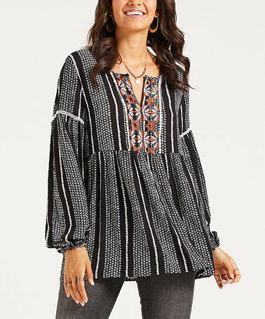 Suzanne Betro Weekend Black White Embroidered Front Notch Neck Tunic