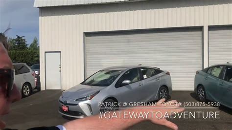 Acceleration felt adequate, and we were impressed by the seamless transition between gasoline and electric power. What's The Difference Between the 2019 Toyota Prius awd LE ...