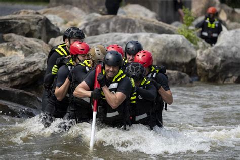Dvids Images Swiftwater Rescue Swimmer Training Image 1 Of 5